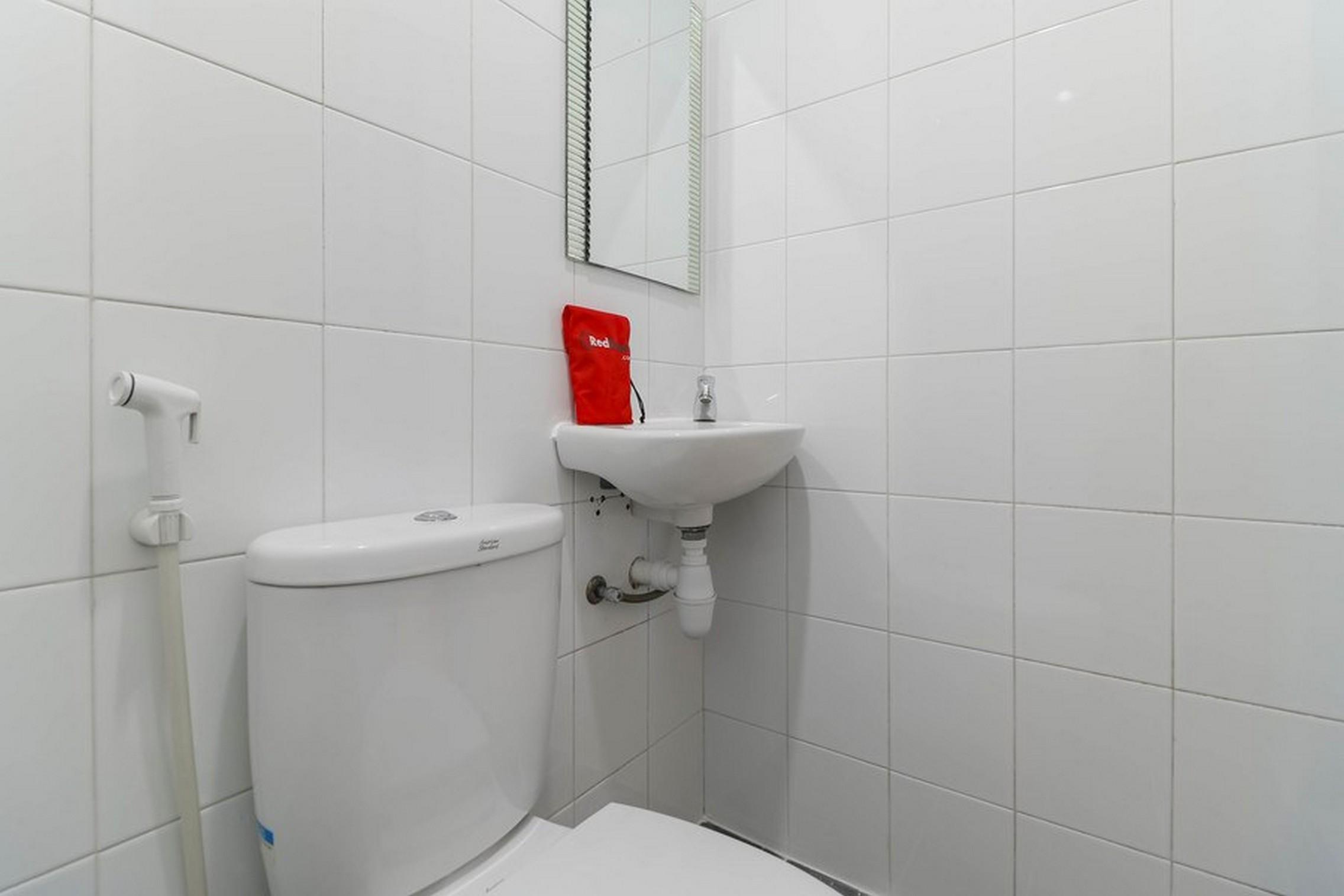 Reddoorz At Nagoya Indah Batam Hotel Ngoại thất bức ảnh
